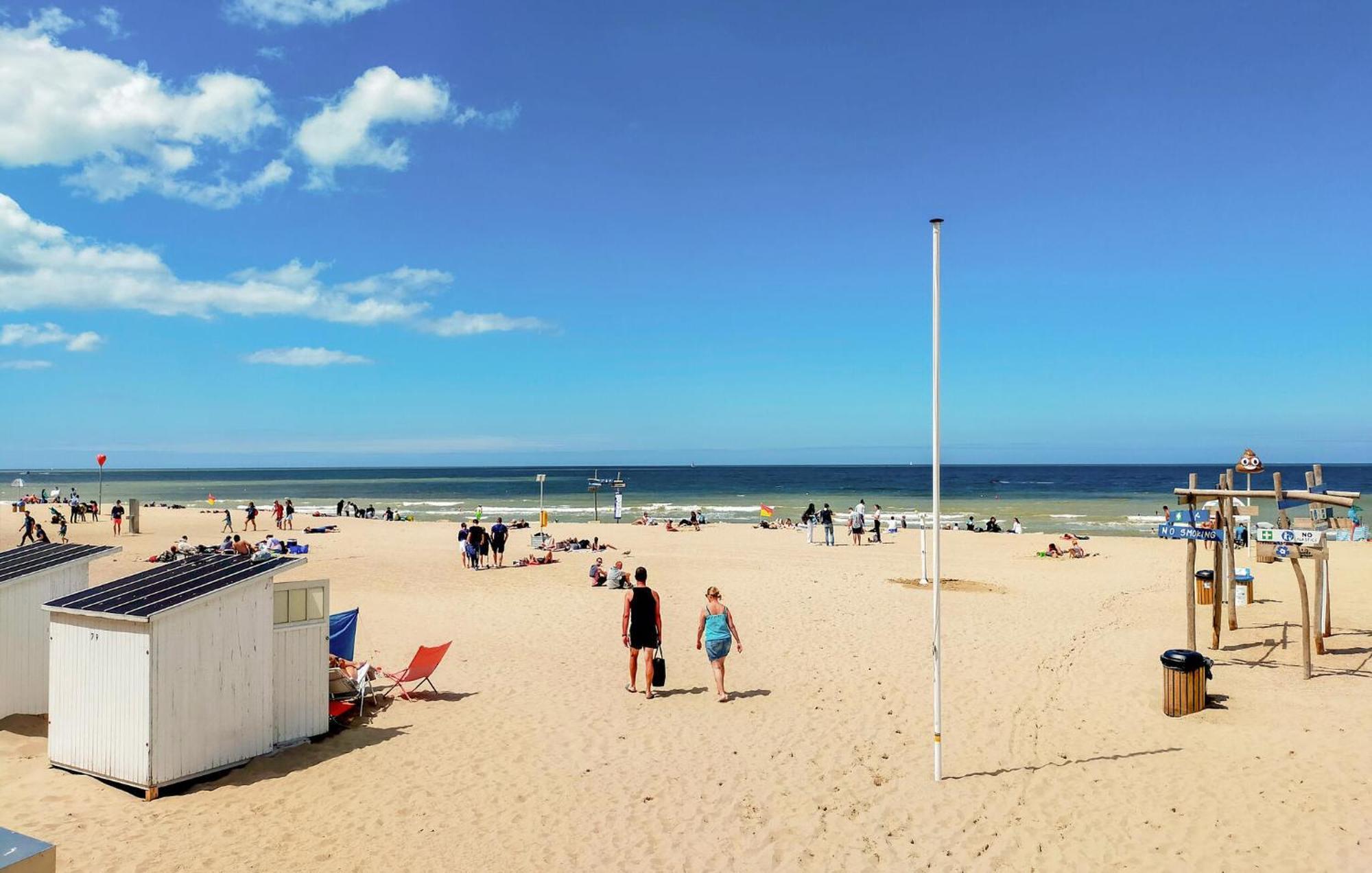 Beautiful Apartment In Oostende With Wifi Exterior photo