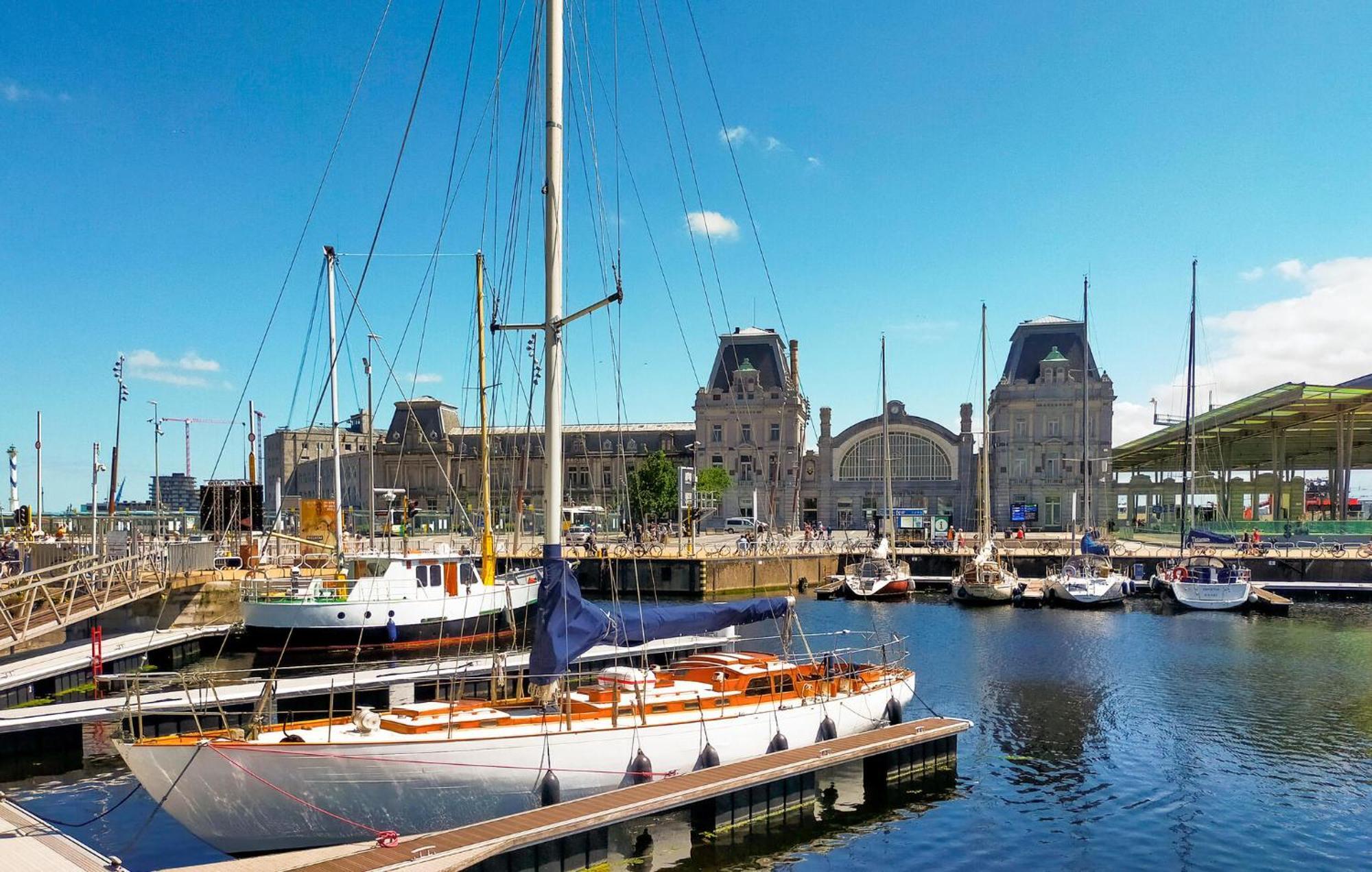 Beautiful Apartment In Oostende With Wifi Exterior photo